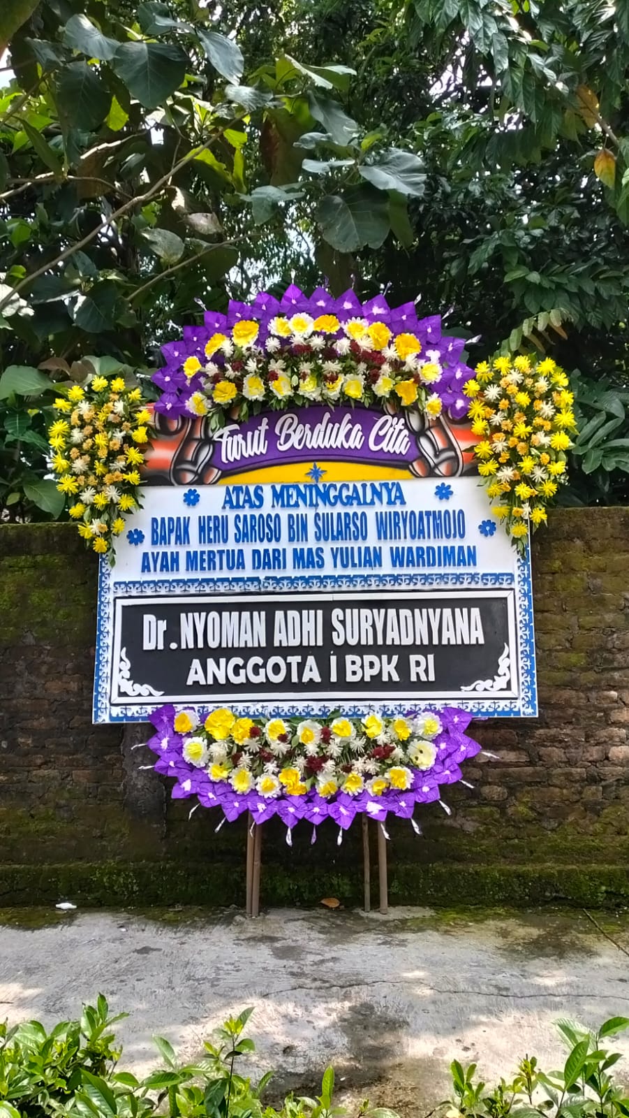 Pengiriman Karangan Bunga Kharisma Florist Solo Raya
