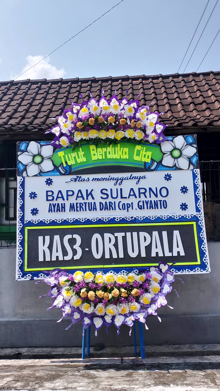 Pengiriman Karangan Bunga Kharisma Florist Solo Raya