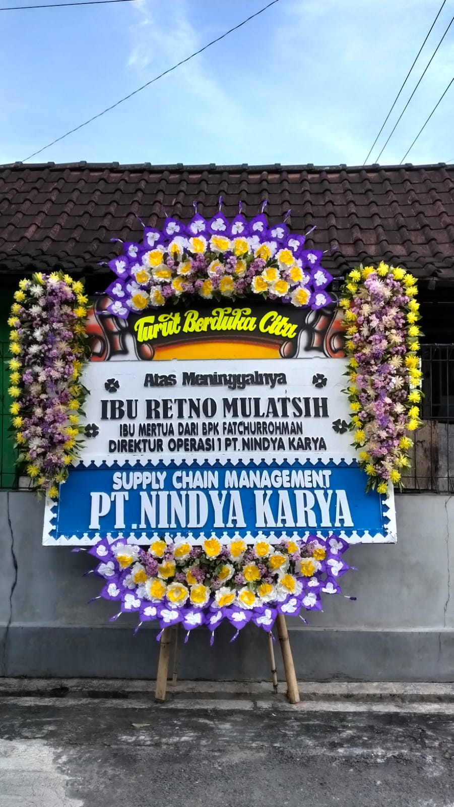 Pengiriman Karangan Bunga Kharisma Florist Solo Raya