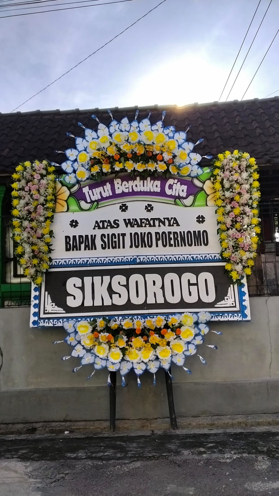 Pengiriman Karangan Bunga Kharisma Florist Solo Raya