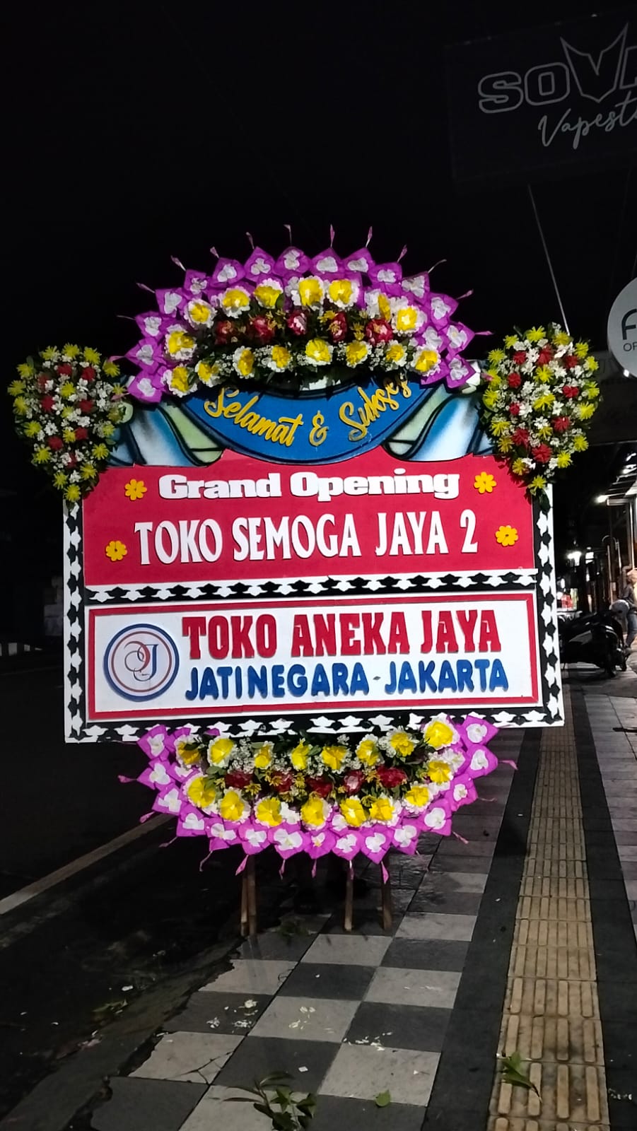 Pengiriman Karangan Bunga Kharisma Florist Solo Raya