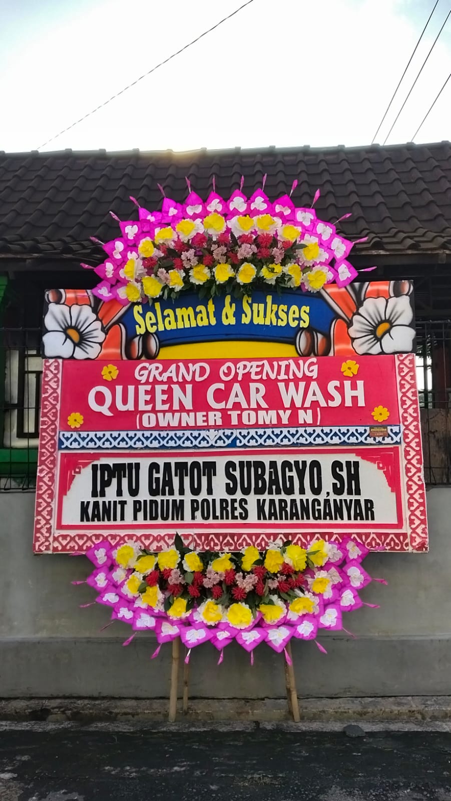 Pengiriman Karangan Bunga Kharisma Florist Solo Raya