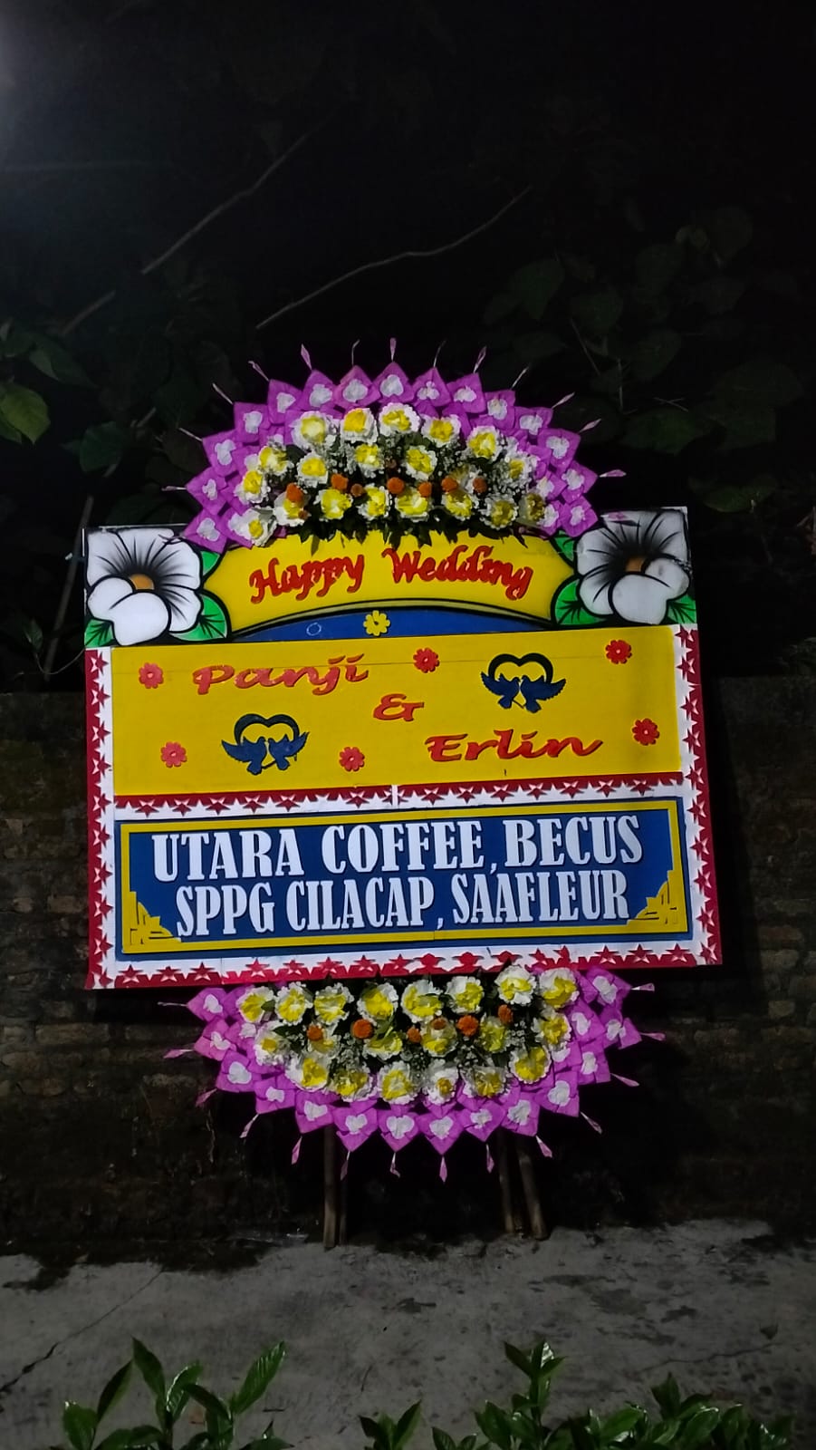 Pengiriman Karangan Bunga Kharisma Florist Solo Raya