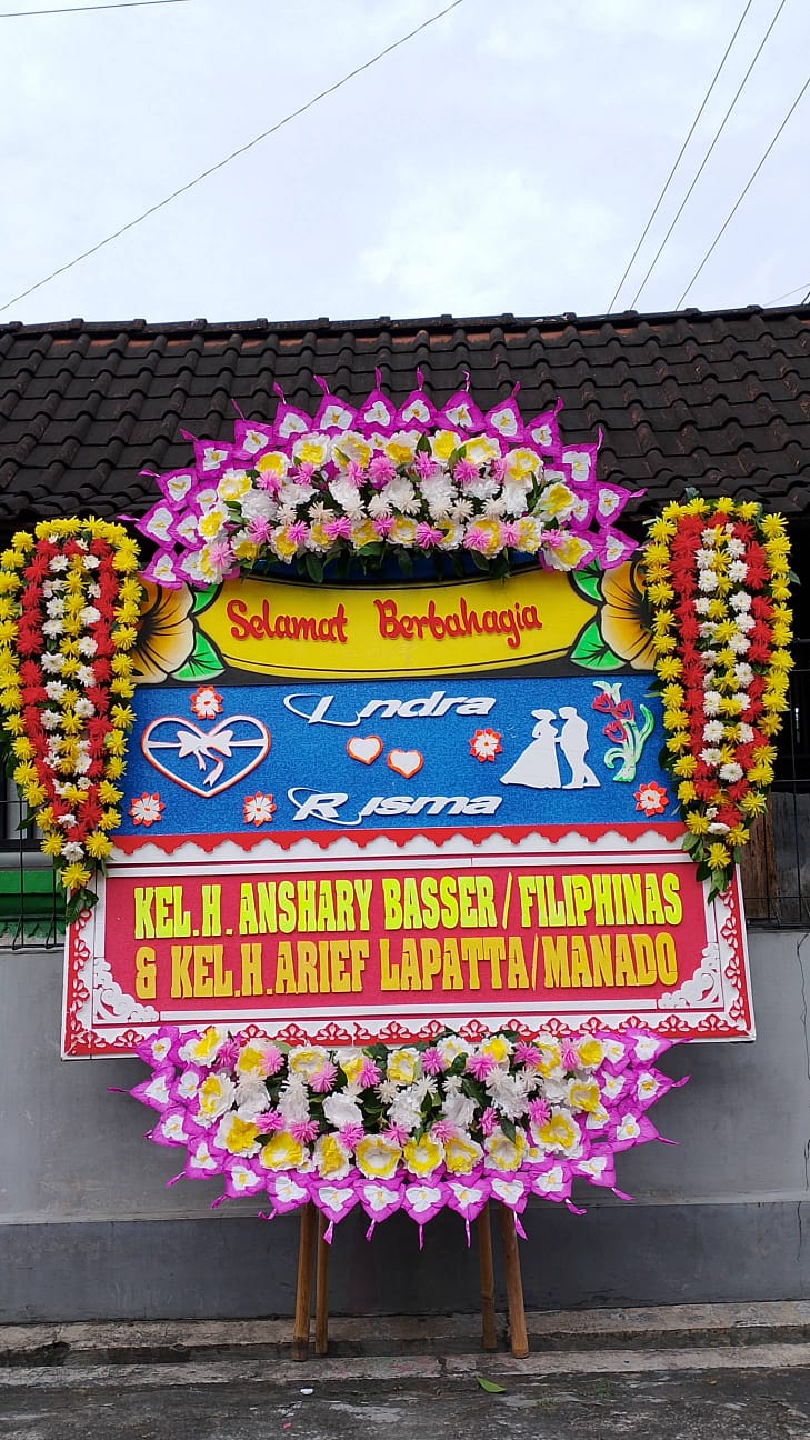 Pengiriman Karangan Bunga Kharisma Florist Solo Raya