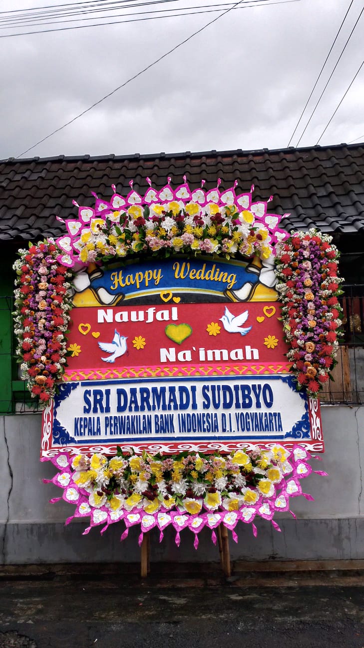 Pengiriman Karangan Bunga Kharisma Florist Solo Raya