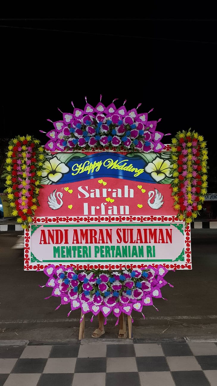 Pengiriman Karangan Bunga Kharisma Florist Solo Raya