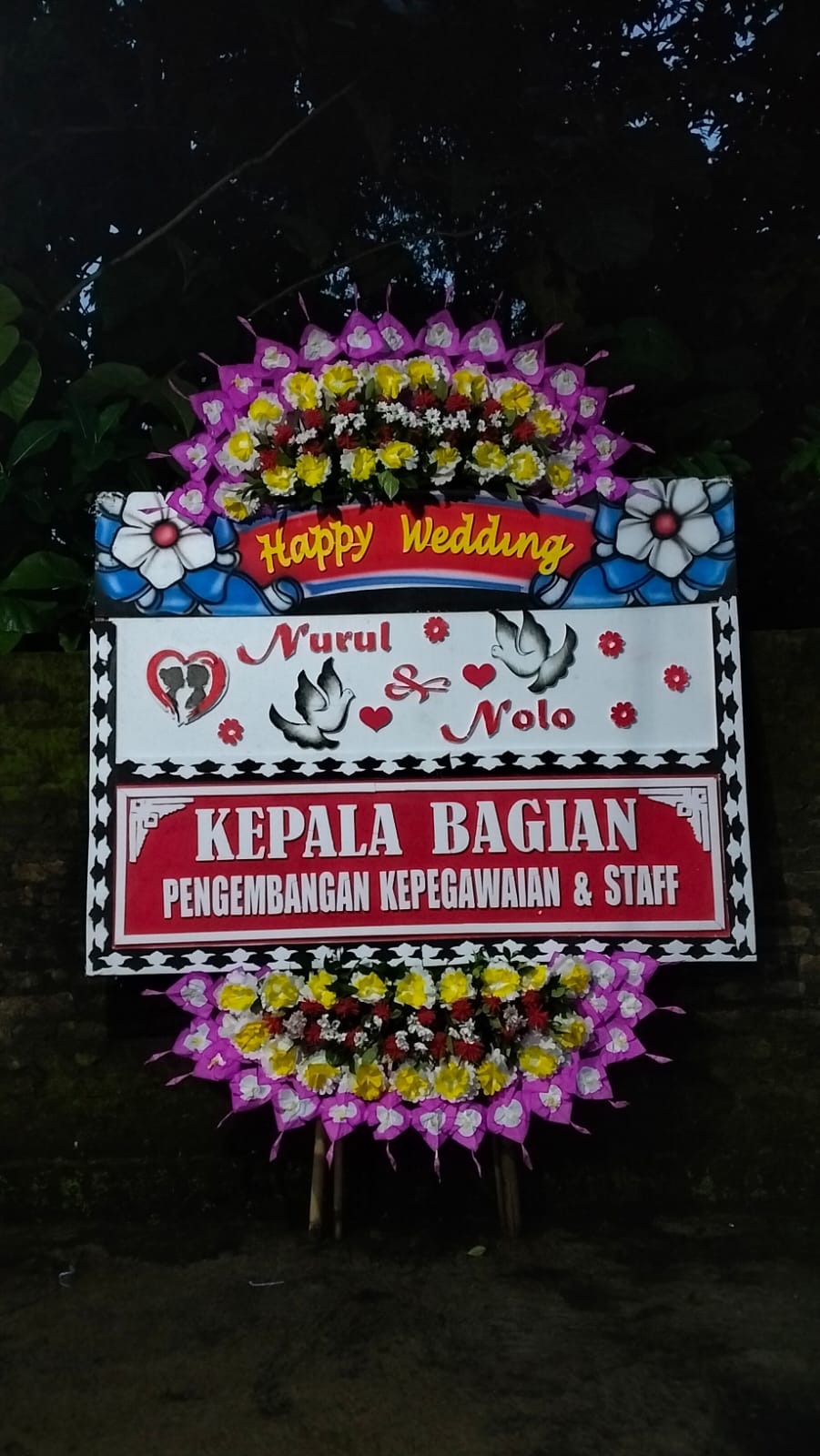 Pengiriman Karangan Bunga Kharisma Florist Solo Raya